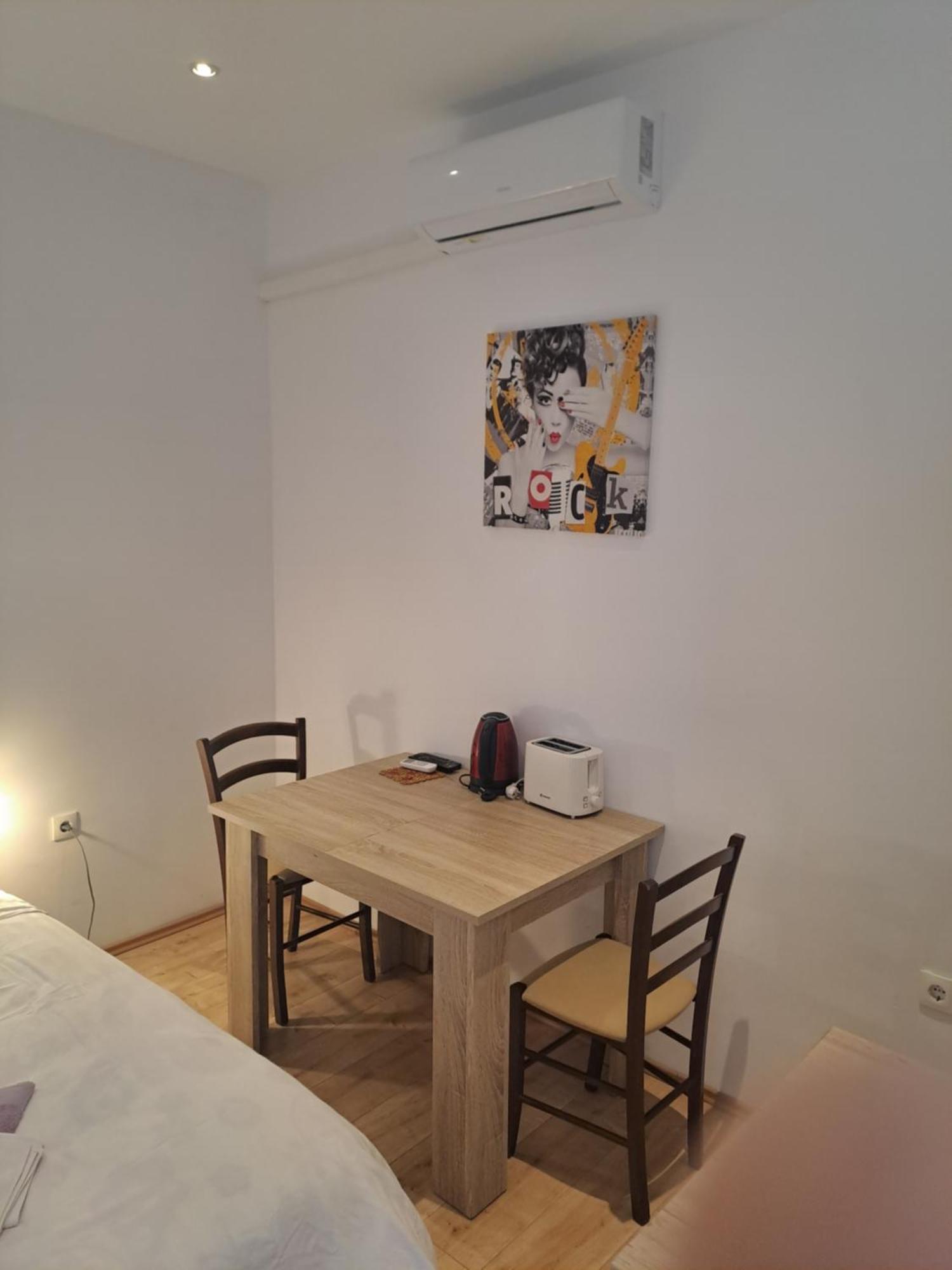 Zana Apartments Stari Grad  Exterior photo